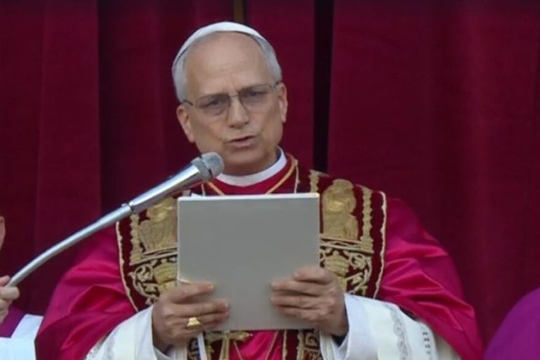 Quali lingue si parlano durante il conclave papale?